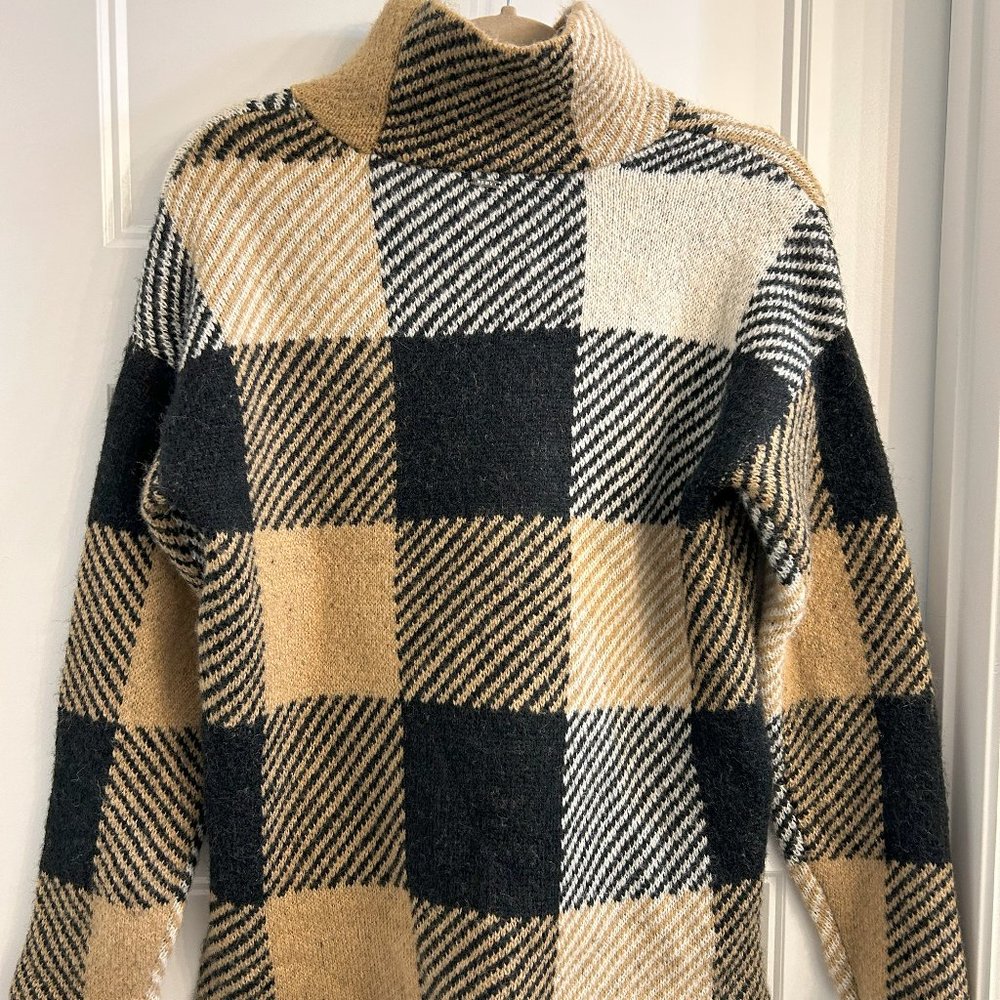 DKNY Checked Sweater, Black and Tan, Size Medium